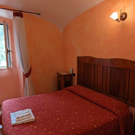 Hotel Il Rifugio Del Lupo Сканно Экстерьер фото
