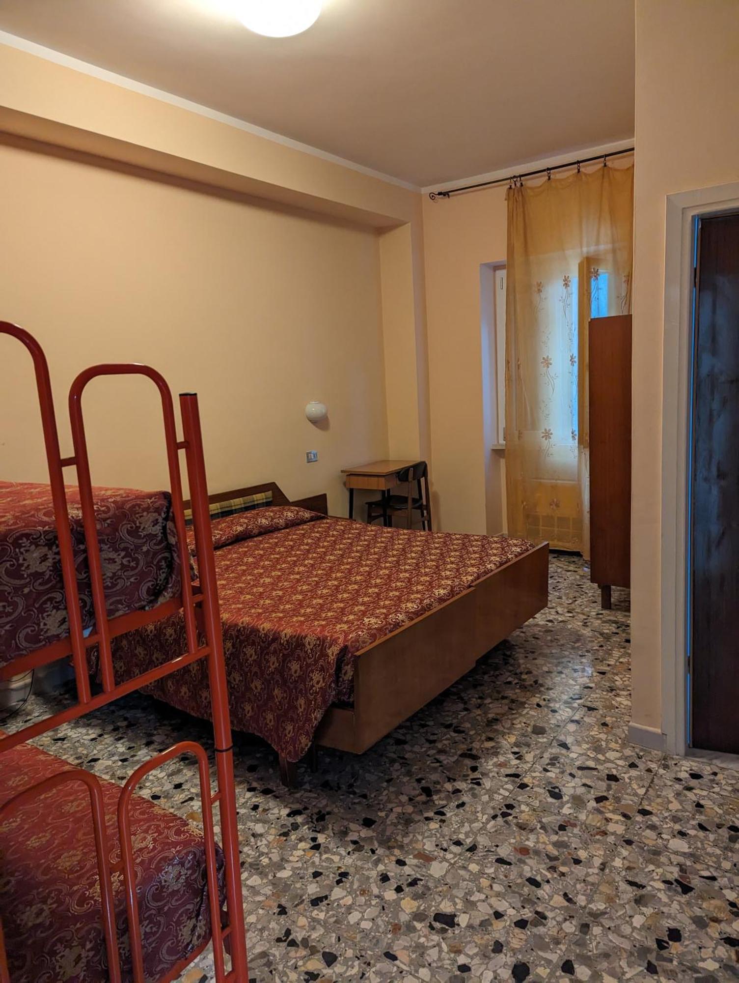Hotel Il Rifugio Del Lupo Сканно Номер фото