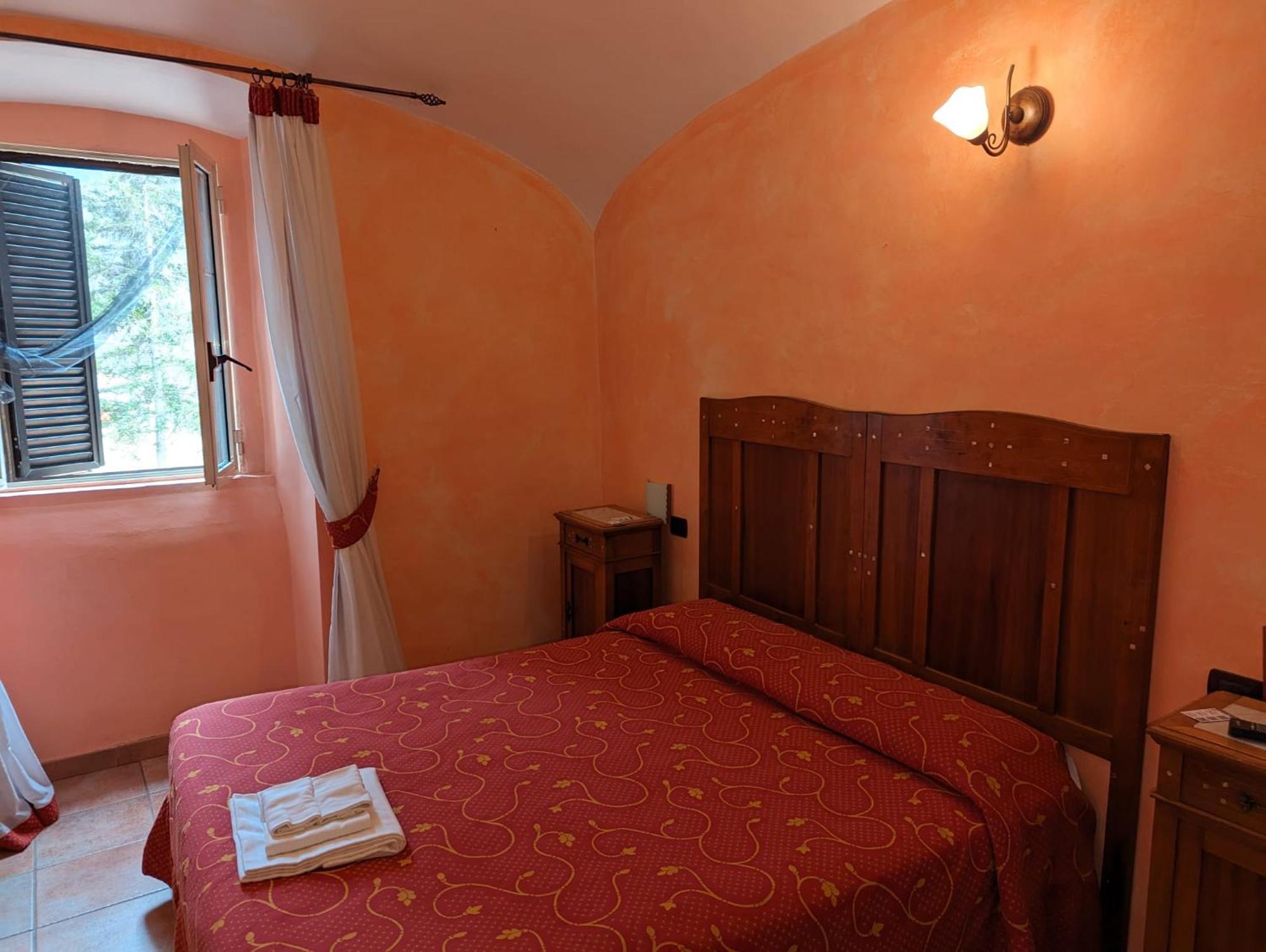 Hotel Il Rifugio Del Lupo Сканно Экстерьер фото
